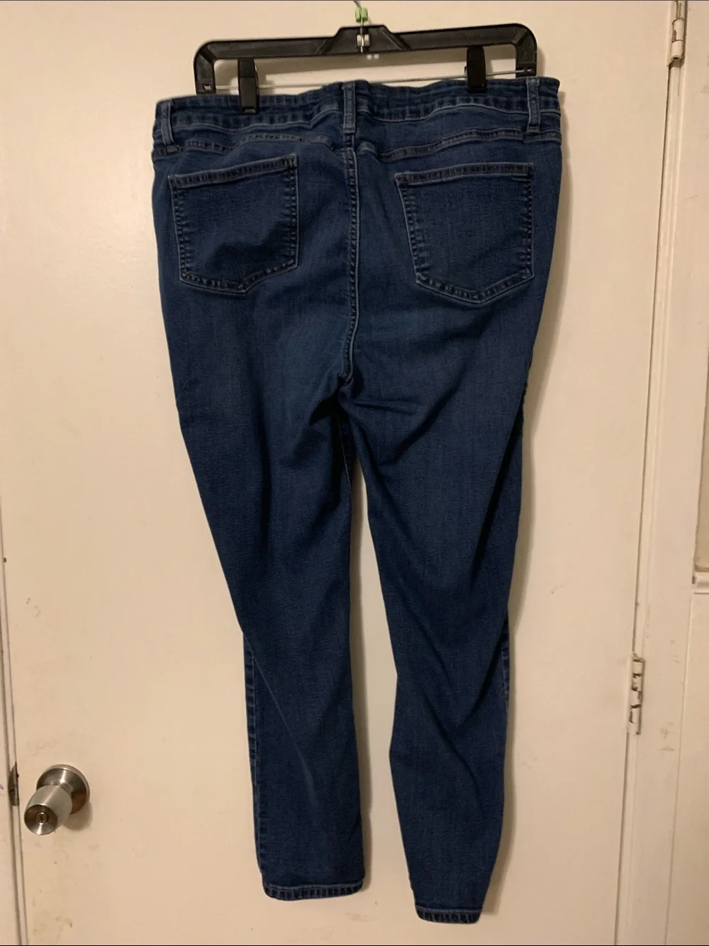 Classic Dark Blue Stretch Skinny Jeans for Women